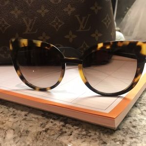 Marc by Marc Jacobs cateyes sunglasses